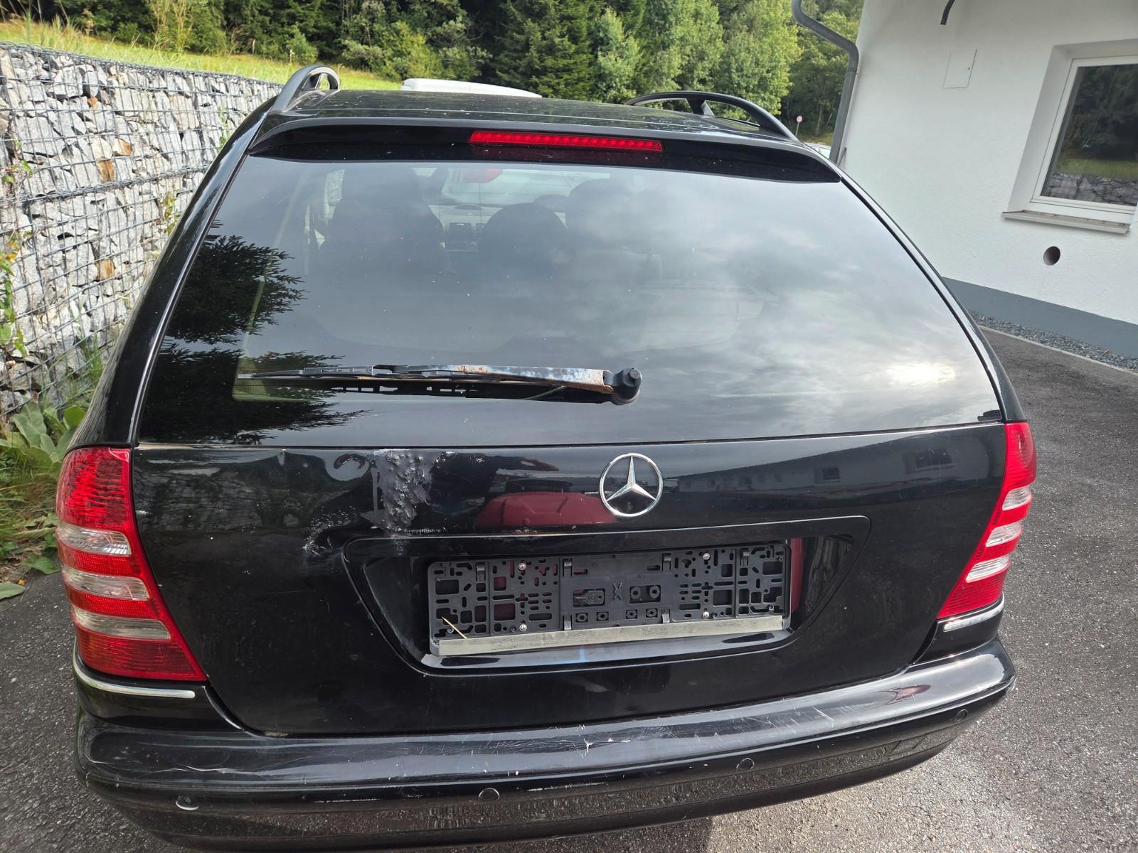 Mercedes-Benz C200 2006 — photo 8