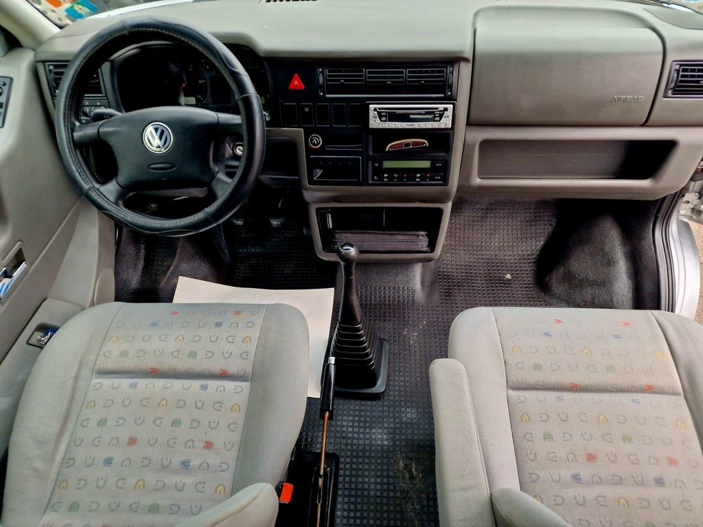 Volkswagen T4 Caravelle