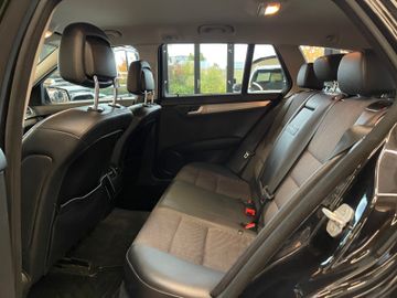 Mercedes-Benz C 220 T CDI BlueEfficiency *Navi*Klima*SHZ*PDC*