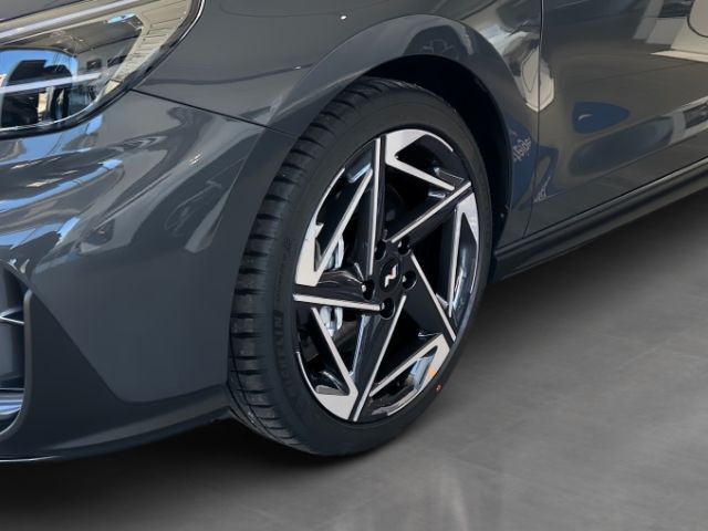 Fahrzeugabbildung Hyundai i30 N Line Mild-Hybrid 1.5 T-GDI Sitz-Paket+Pano