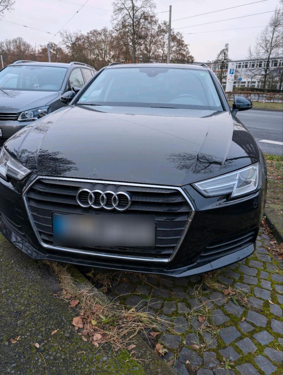 AUDI Audi A4 Avant B9 2.0 TDI S Tronic Viele Ne...