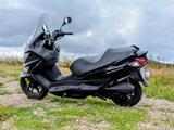Suzuki Burgman UH125 Motorroller EZ 2022 - wenig KM - MOTORROLLER