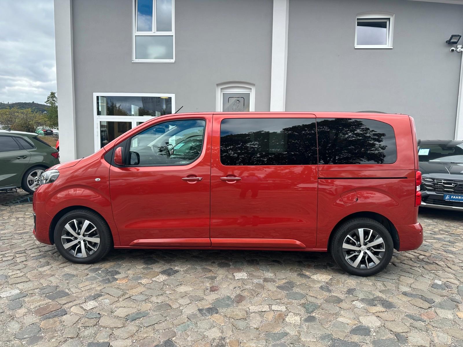 Toyota Proace Verso L1 Team Deutschland AHK Standhzg.