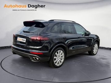 Porsche Cayenne - 5