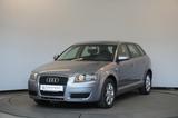 Audi A3 Sportback 2.0 FSI Ambiente AHK PDC StzHzg - Audi A3 aus 2005: Sportback
