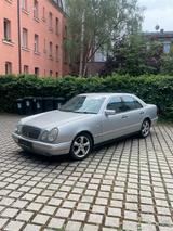 MINI MERCEDES-BENZ E240 BENZIN - MINI Cooper aus 1999