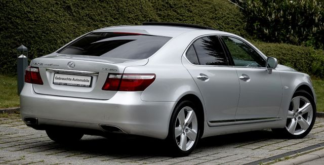 Lexus LS 460 *MARK LEVINSON* SCHECKHEFT* SEHR GEPFLEGT