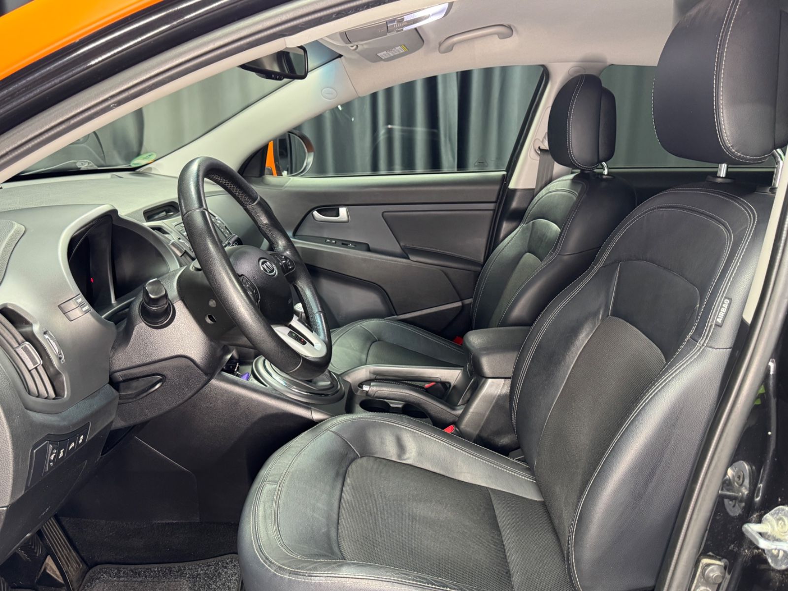 Fahrzeugabbildung Kia Sportage Spirit 4WD|TÜV 11/2027|8-FACH|