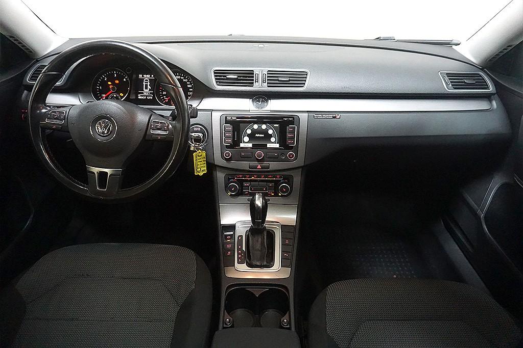 Volkswagen Passat 2011 — photo 10