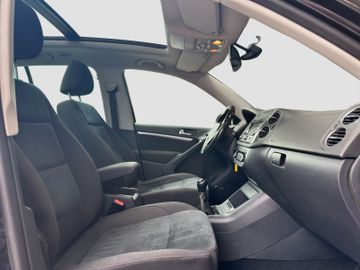 Volkswagen Tiguan - 9