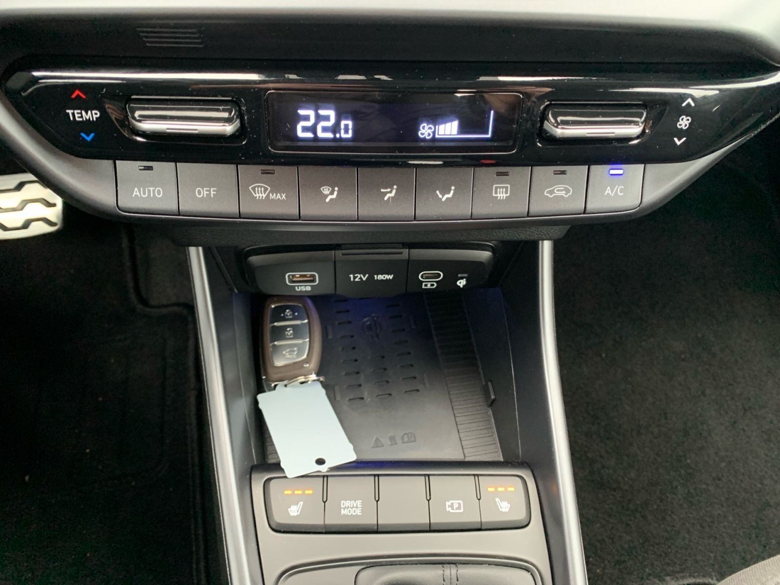 Fahrzeugabbildung Hyundai BAYON 1.0 T-GDI 7-DCT Trend Komfort Navi