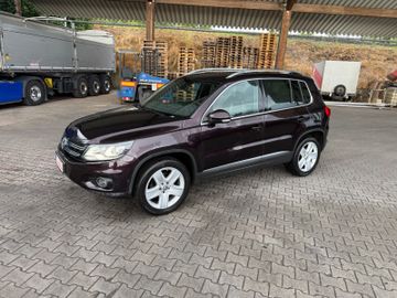 Volkswagen Tiguan - 2