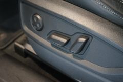 AUDI SQ5 Sportback TDI | HuD | Pano | Matrix | AHK AUDI SQ5 Sportback TDI | HuD | Pano | Matrix | AHK