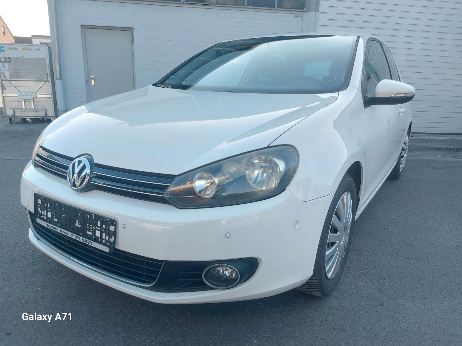 Volkswagen Golf 1.8 TSI Comfortline Aktionsmodell*Tüv 05/27