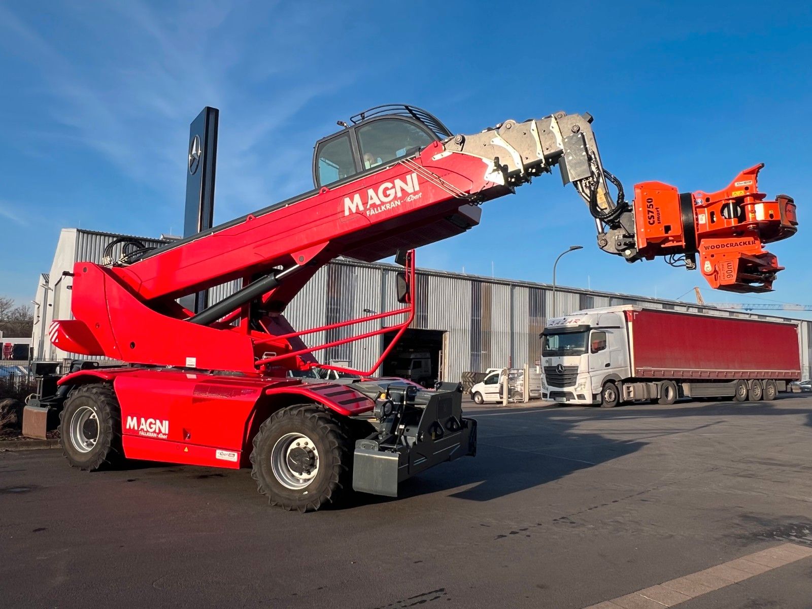 Fahrzeugabbildung Andere Magni RTH 6.30 SH / Fällkran / Westtech CS750