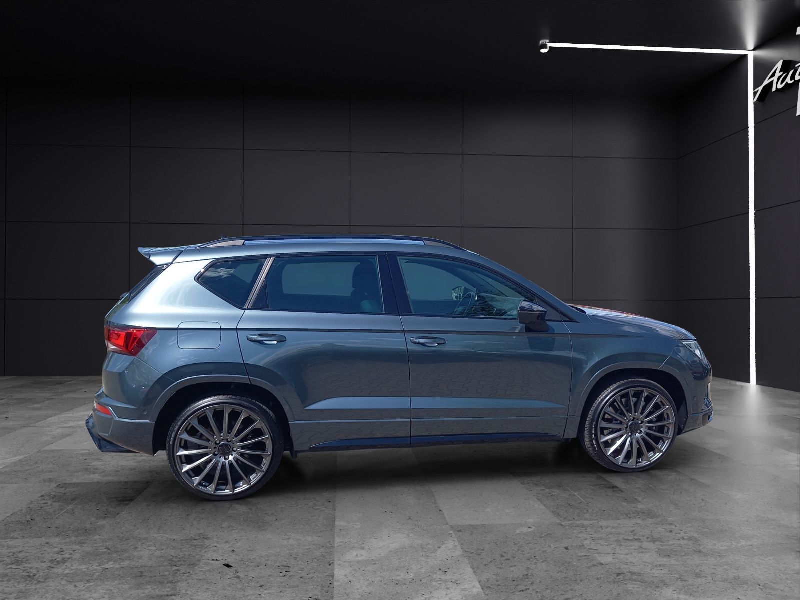 Fahrzeugabbildung SEAT Ateca Basis 4Drive 2.0 TSI DSG ACC KAMERA LED