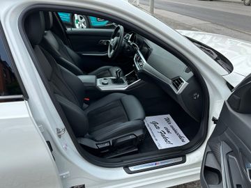 Fahrzeugabbildung BMW 320 Baureihe 3 Lim. 320 d M SPORT LED NAVI G20