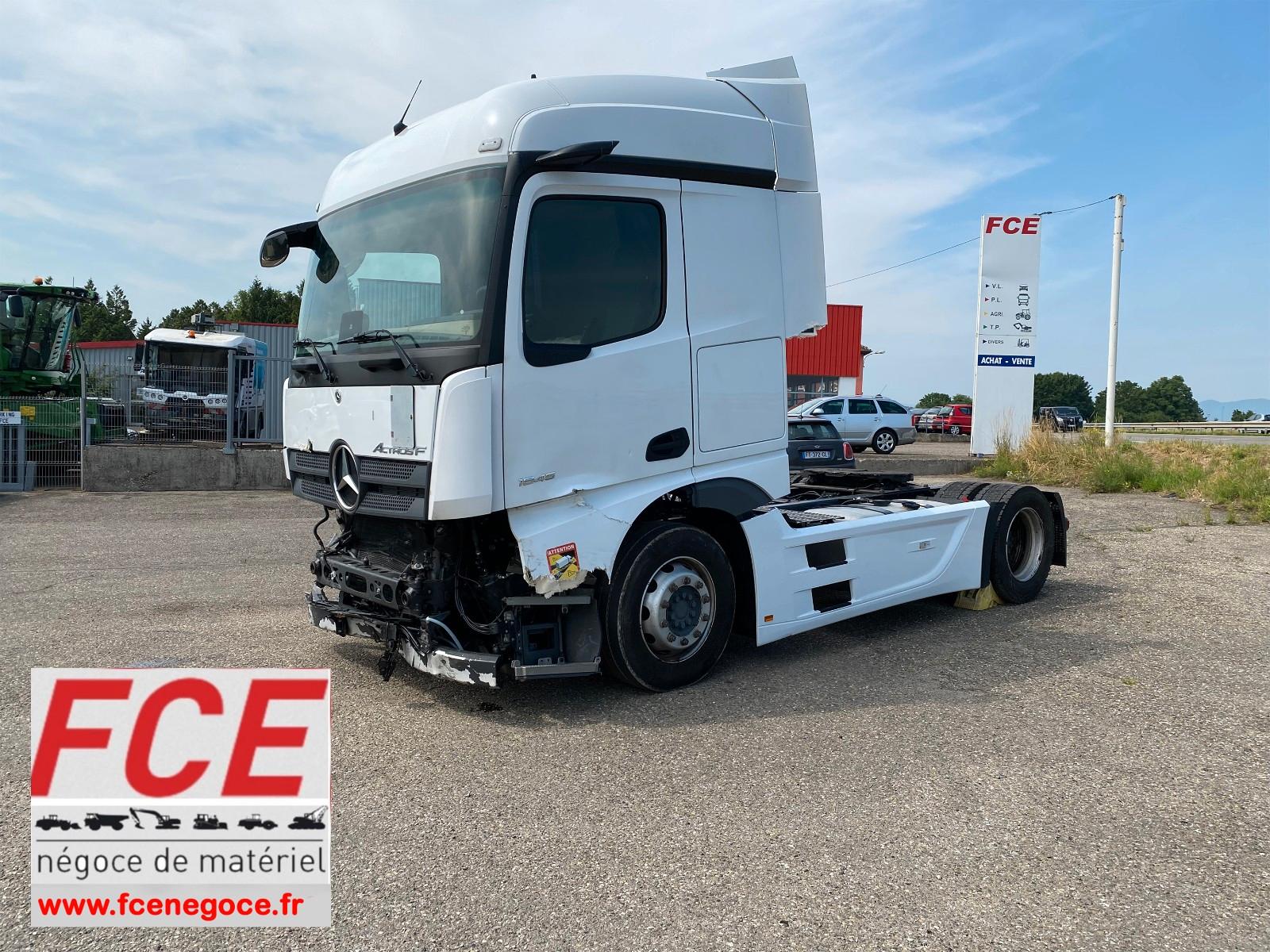 Mercedes-Benz 1845 Space Cab Suspension Pneumatique endommagé