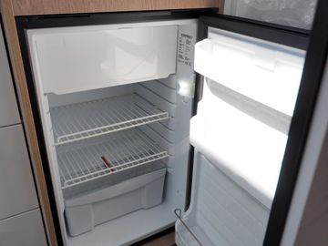 Bild 15 Mooveo Van 60EB,140PS,Dusche,TV,WC,Kamera,Navi, Markise