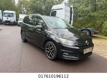 Volkswagen Touran - 1