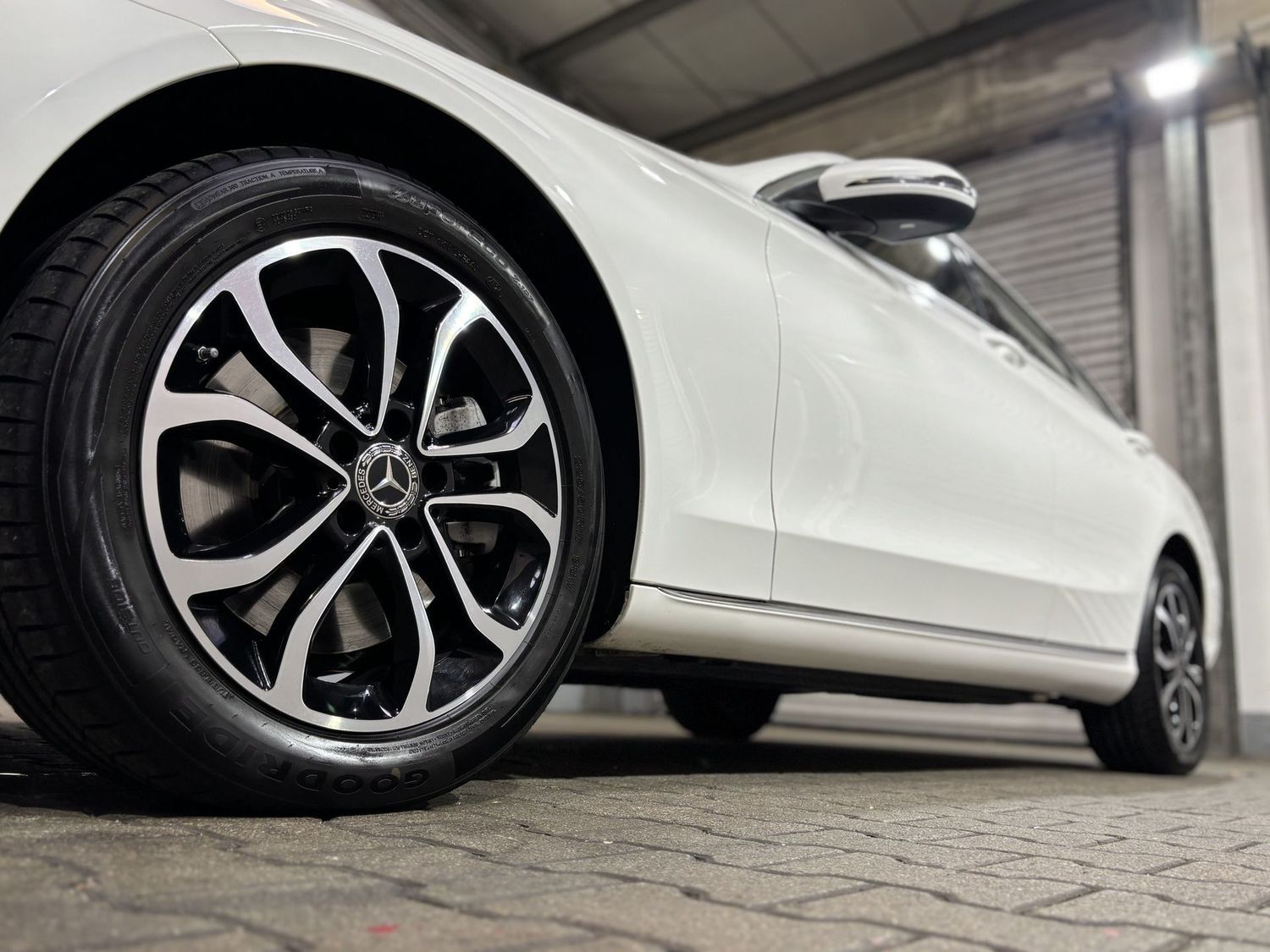 Fahrzeugabbildung Mercedes-Benz C 250 T d 4Matic Exclusive#Sport#LED#Kamera#Temp