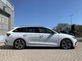 Skoda Octavia 2.0TDI DSG RS Matrix+ACC+Gewindefahrw. - Skoda Octavia: TDI