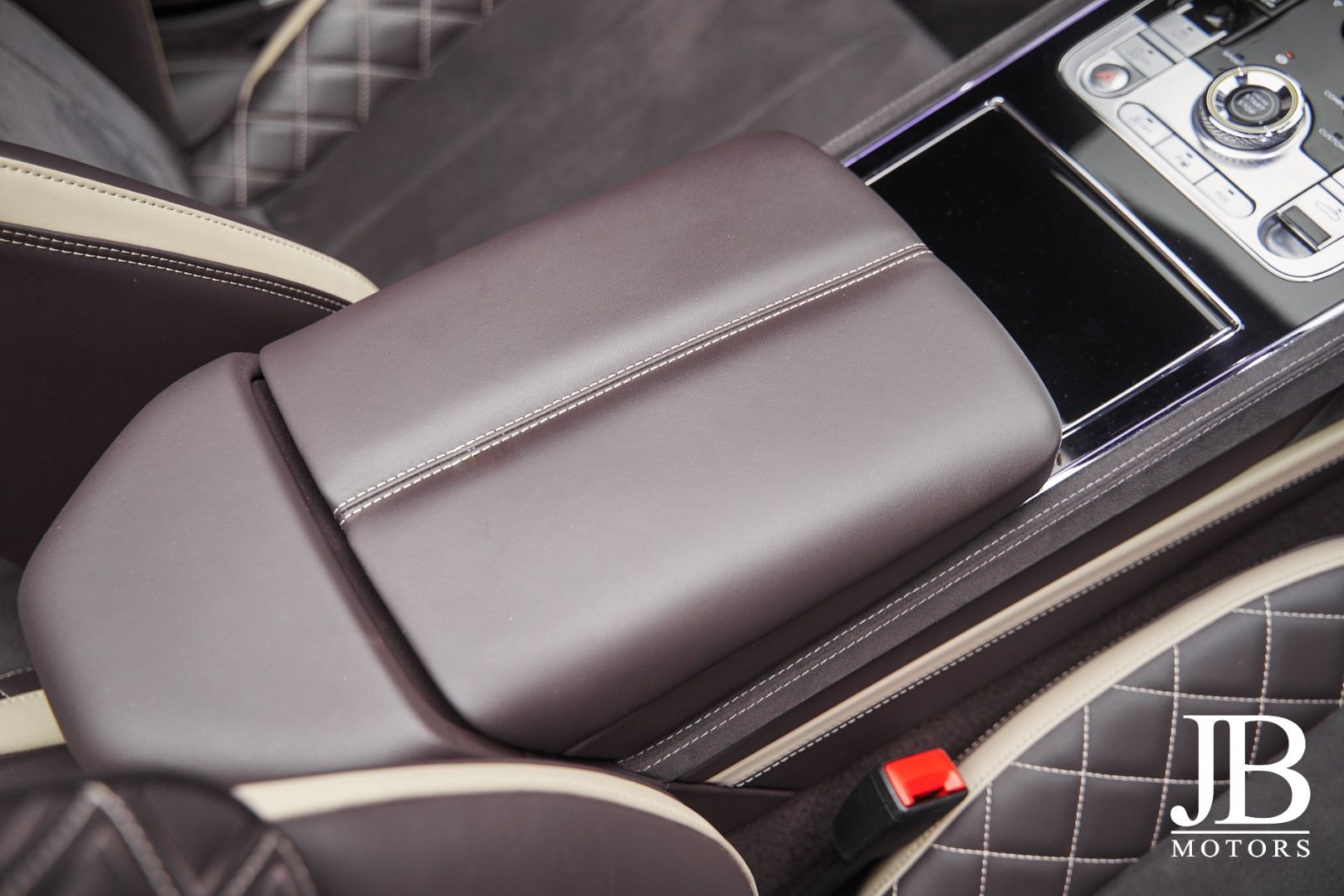 Fahrzeugabbildung Bentley Continental GT Speed Naim Ceramic Rotating Disp.