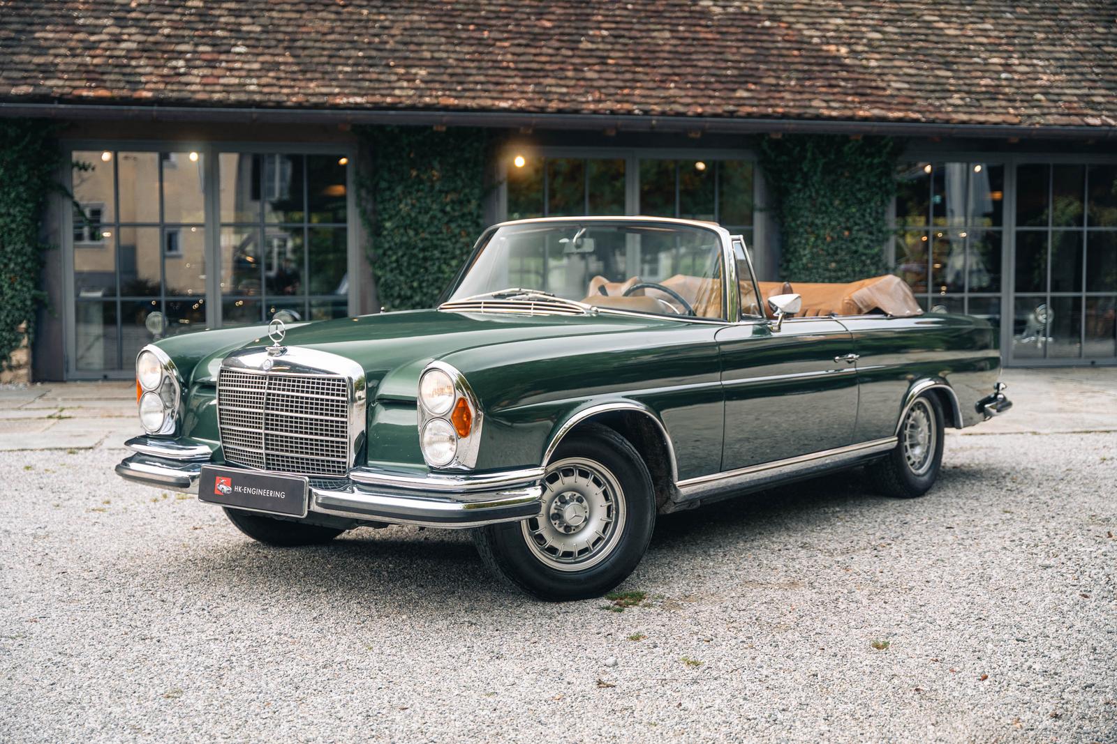 Mercedes-Benz 280 SE 3.5 Cabriolet, 3. Hand, DE, Moosgrün