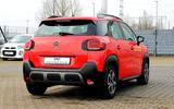 Citroën C3 Aircross PureTech/1.HAND/VOLLSHEFT/TEMP/PDC - rote Citroën C3 Aircross