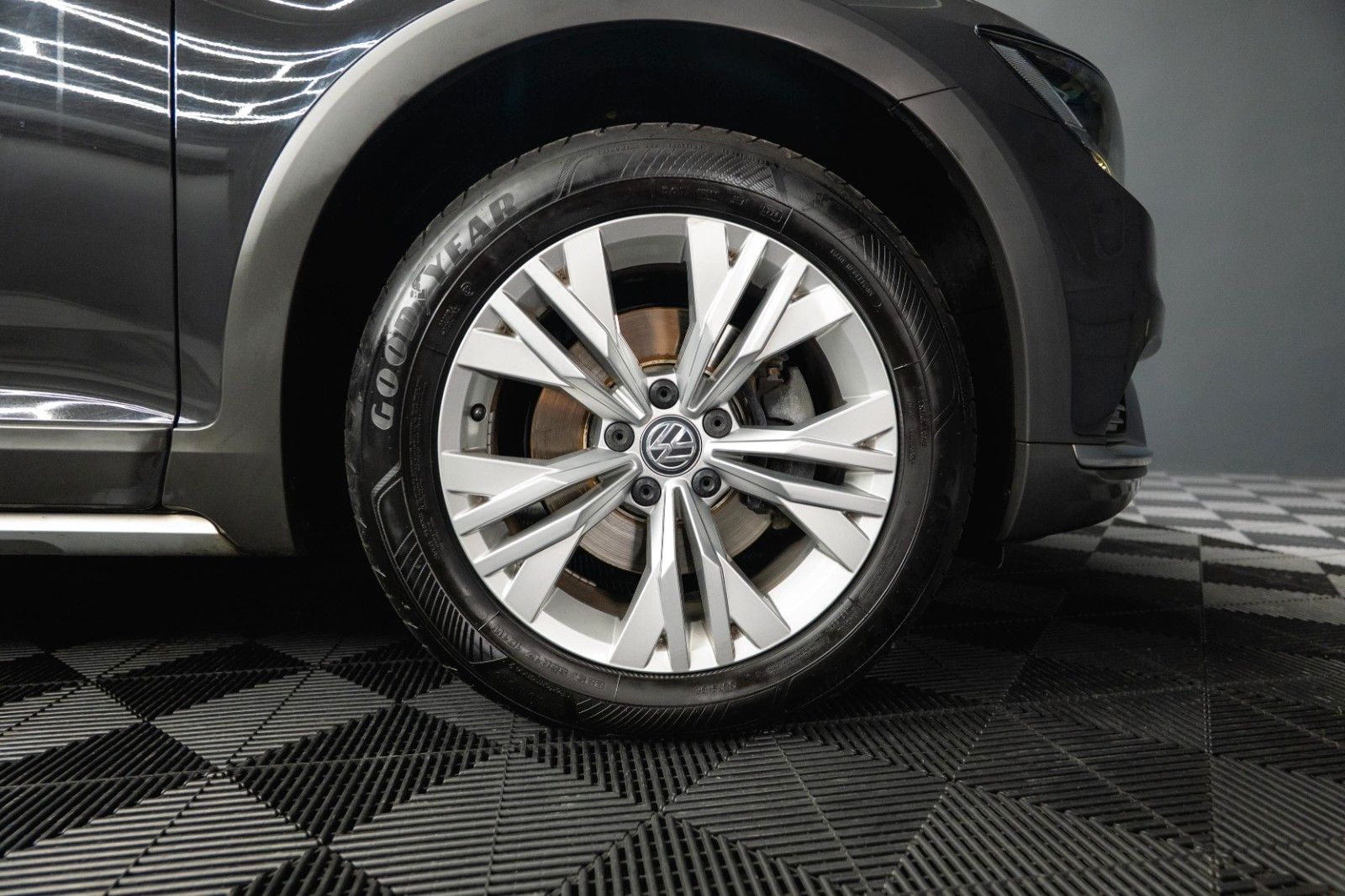 Fahrzeugabbildung Volkswagen Passat Alltrack 4Motion | Massage | LED | ACC