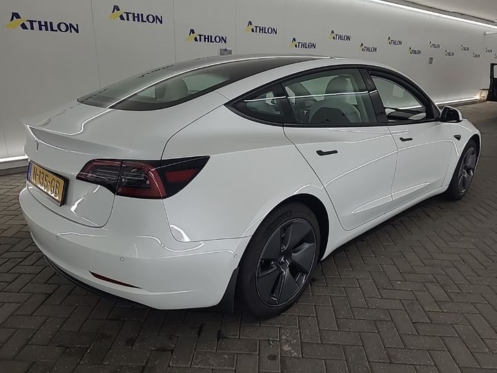 Tesla Model 3 Long-Range AWD 351pk 75 kWh 92,9% SoH FA imagem 3