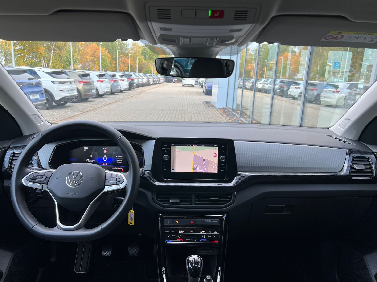 Fahrzeugabbildung Volkswagen T-Cross Life 1.0 TSI *LED, ACC, Navi, Kamera, 16