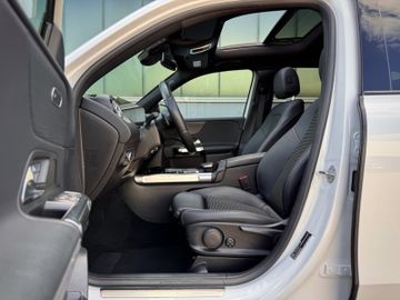 Mercedes GLB 200 - 8