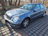 Mercedes-Benz E 320 AVANTGARDE - Mercedes-Benz E 320 aus 2003