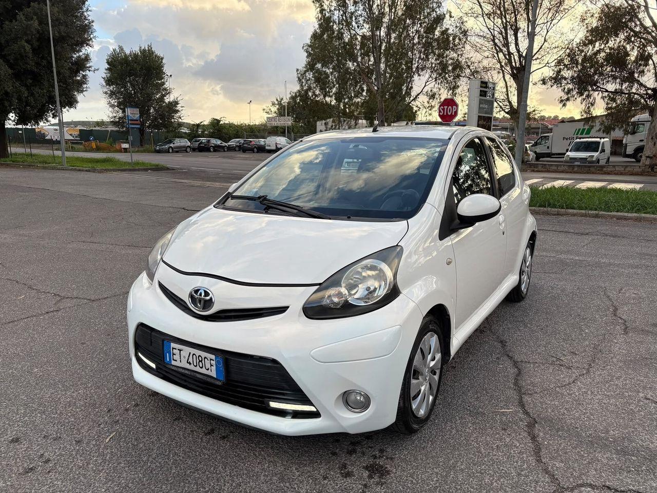 Toyota Aygo (X)