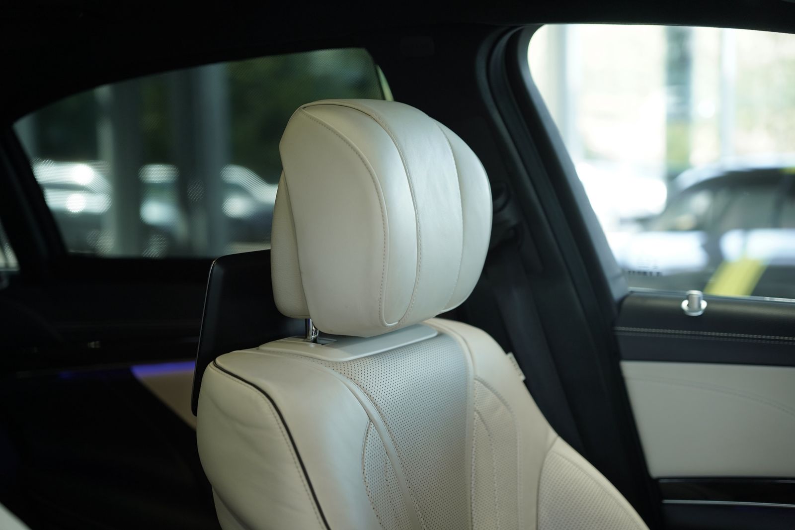 Mercedes Benz S 400