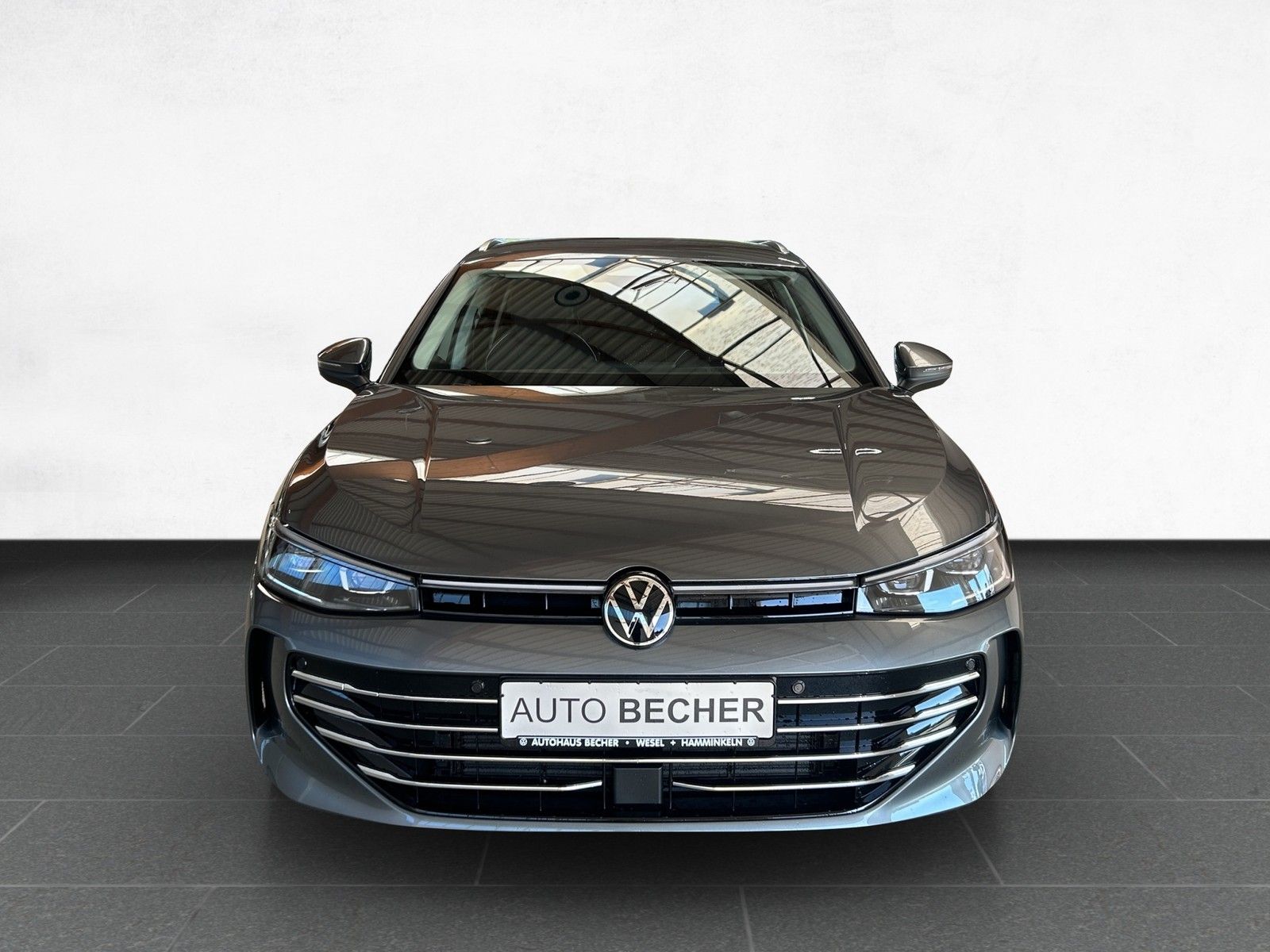 Volkswagen Passat Variant Elegance 2.0 TDI DSG AHK Navi foto 3