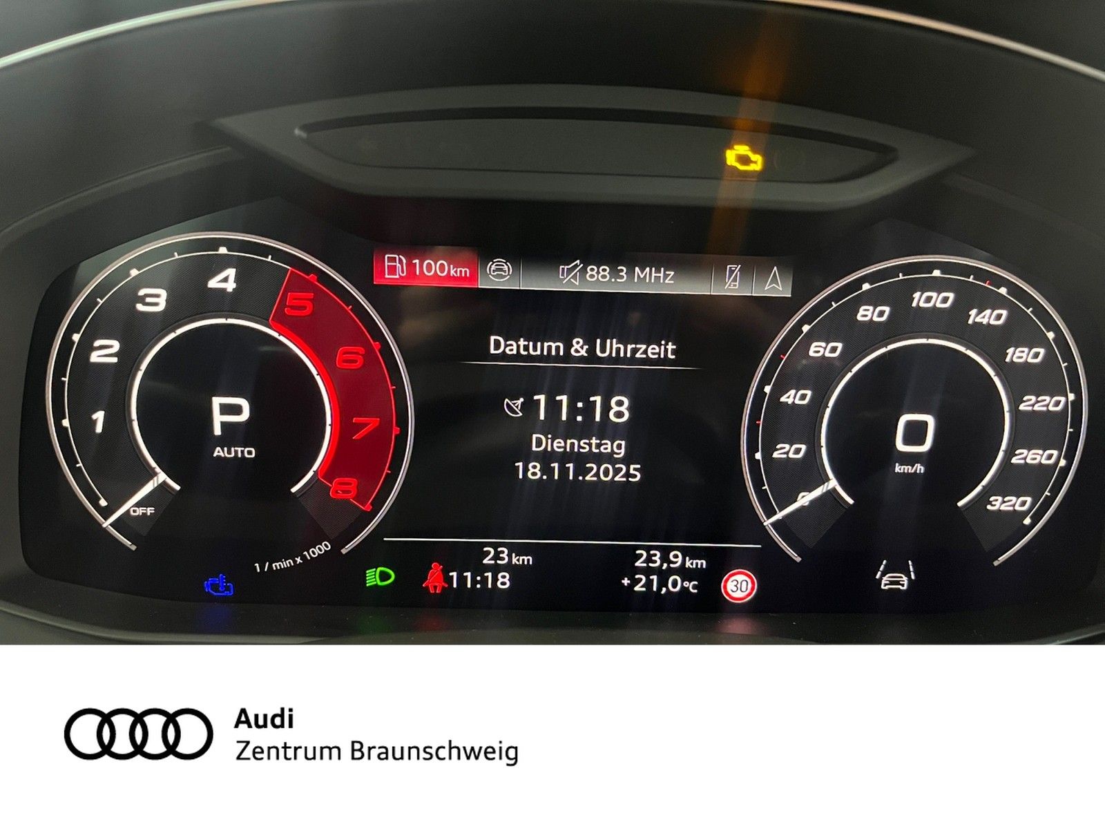 Audi RSQ8 - Bild 12