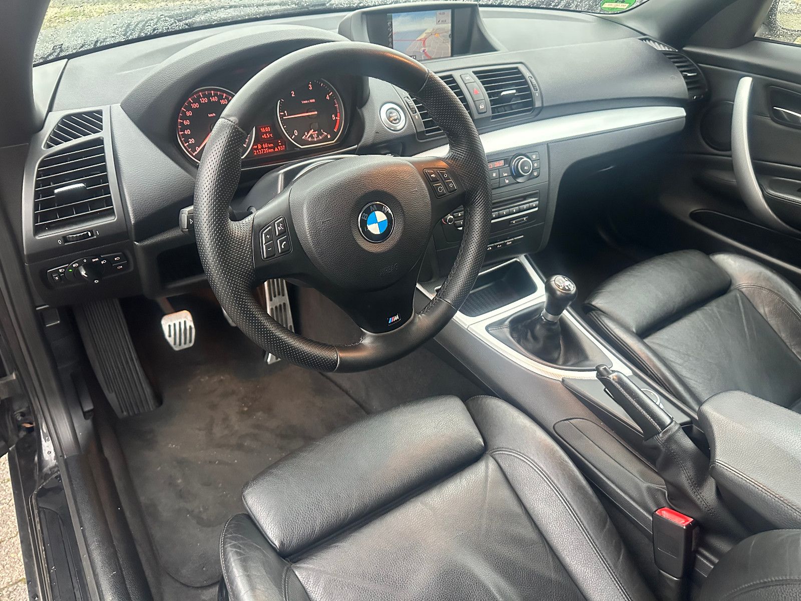 Fahrzeugabbildung BMW 120d CABRIO*LEDER+NAVI+18`LM+SHZ*