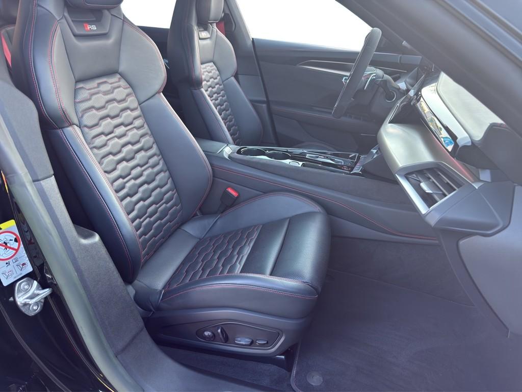 Audi e-tron GT RS quattro LASER*HEADUP*LUFTFED*WÄRMEP