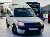Citroën Berlingo-Schwneksitz-Behindertengerecht-Rampe - Citroën aus 2003
