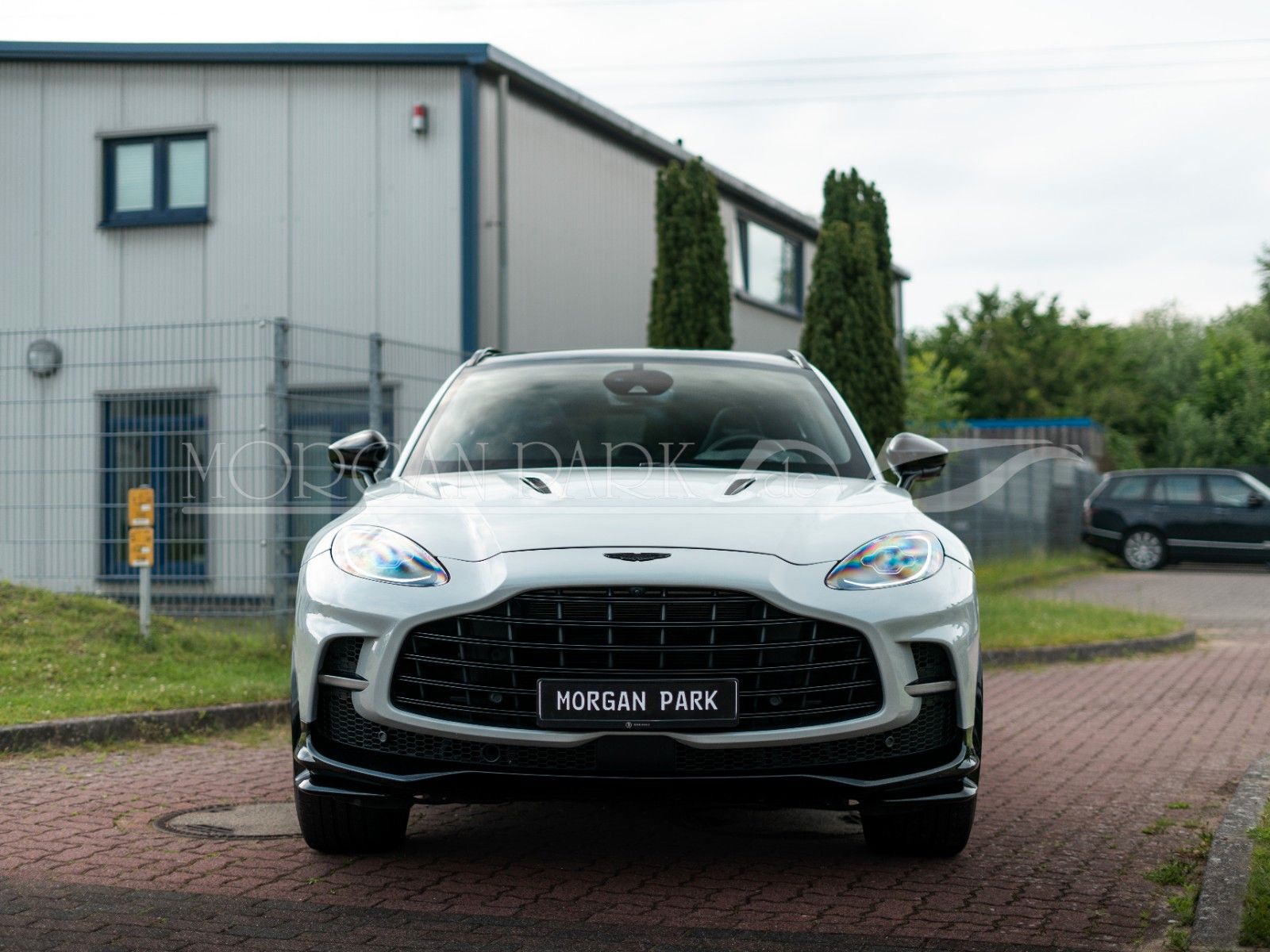 Fahrzeugabbildung Aston Martin DBX 707 1.Hd. MwSt. *Sonderlack* VOLL