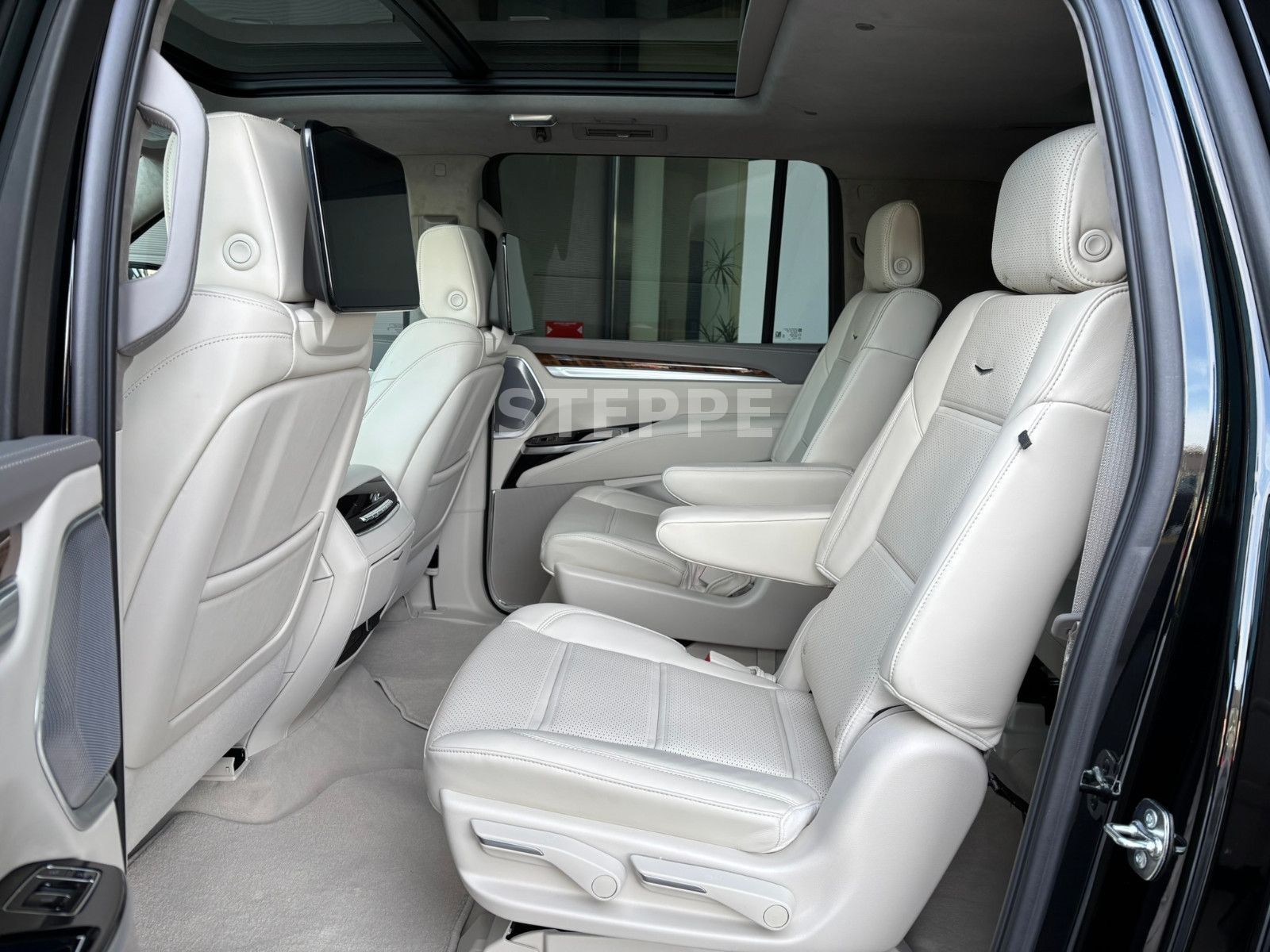 Cadillac Escalade FACELIFT MY26 6.2 V8 ESV Sport Platinum