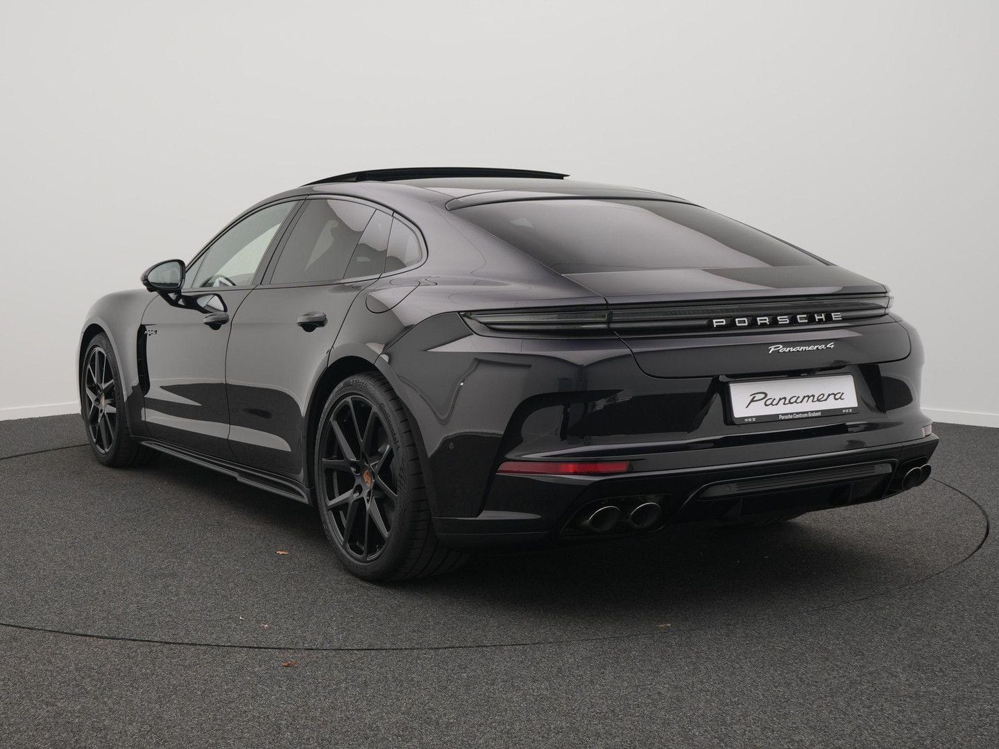 Porsche Panamera 4 E-Hybrid imagem 3