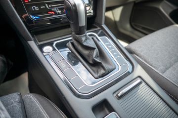 Fahrzeugabbildung Volkswagen Passat 2.0 TDI DSG Business 1.HAND|ACC|MEMORY|