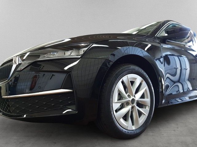 Fahrzeugabbildung Skoda Octavia Combi Selection 2.0TDI DSG PANO Lodge