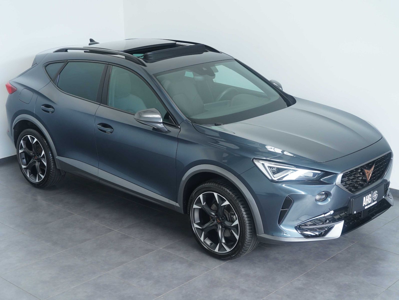 Fahrzeugabbildung CUPRA Formentor 1.5 TSI DSG LED/CARPLAY/KAMERA/PANO