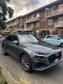 Audi Q8 - 6