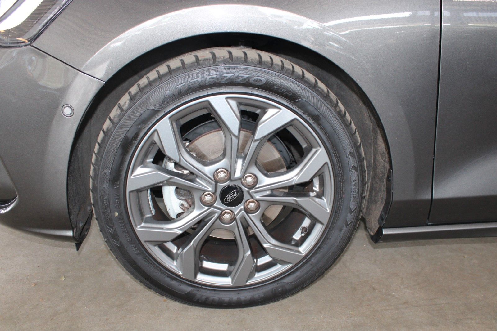 Fahrzeugabbildung Ford Focus ST-Line Aut. LED ACC BLIS WinterPaket uvm.