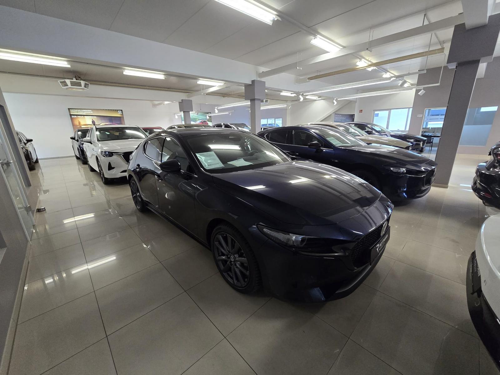 showroom-image-bottom